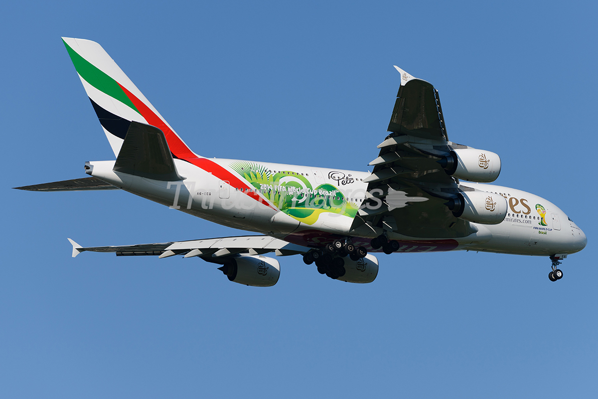 Airbus A380-861 A6-EEQ (cn 141)